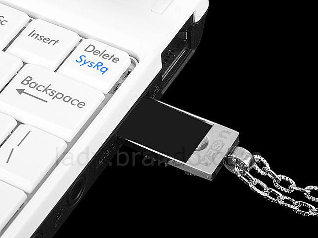 USB Lip Necklace Flash Drive