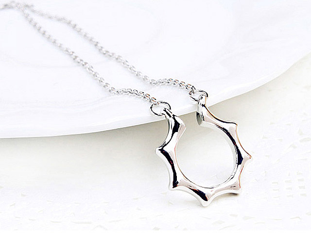 Spell Clavicle Necklace