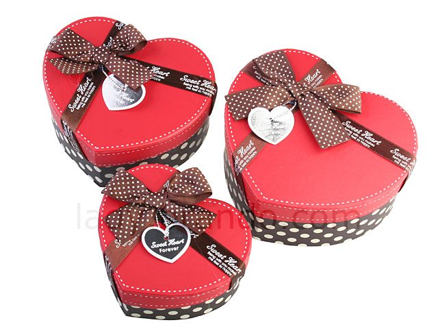 Heart Shaped Polka Dot Paper Gift Boxes