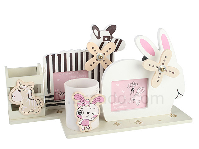 3-in-1 Zoo Photo Frame Pen Holder with Music Box