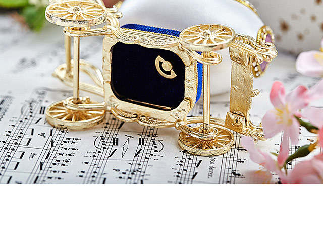 Carriage Music Box