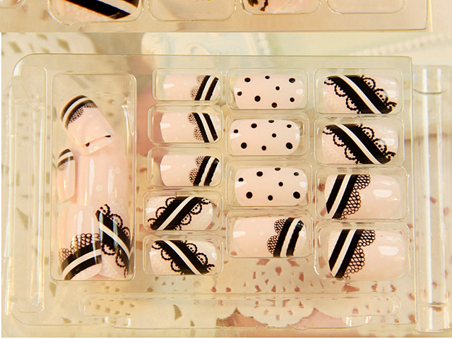 Pink with Black Lace Round Dots Nails