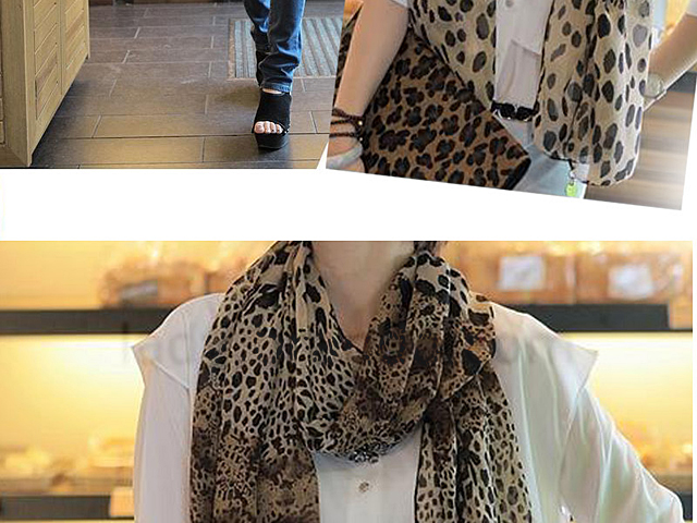 Leopard Patterned Scarf